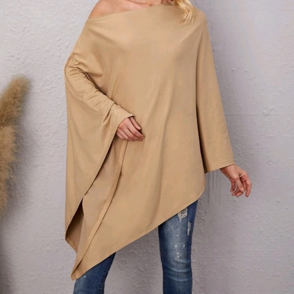 Oversized Poncho Style Top - Picture 4 of 6